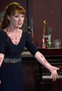 MV5BMjA1NTI1OTg4NV5BMl5BanBnXkFtZTgwNzQ0OTIxNTE@._V1_SY317_CR131,0,214,317_AL_